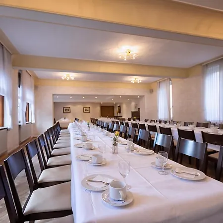 Hotel Hotel-restaurant Weinhaus Grebel 3*