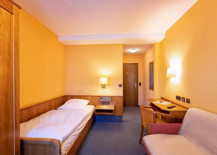 Отель Hotel-restaurant Weinhaus Grebel