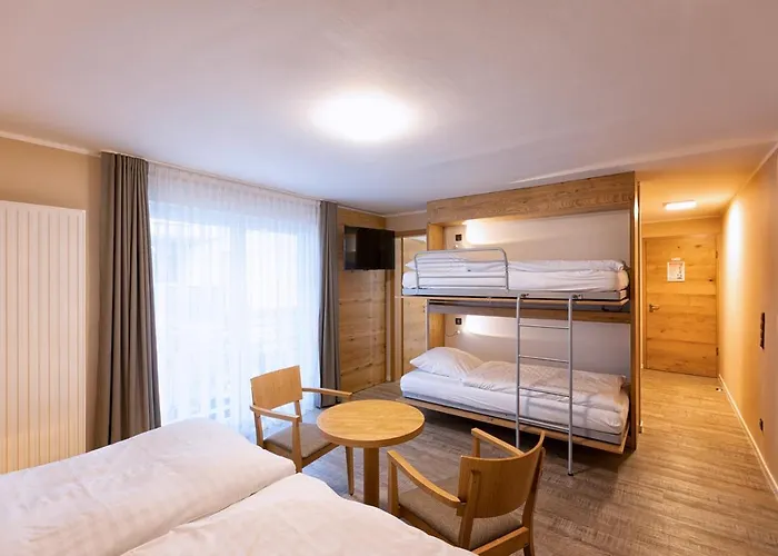 Hotel-restaurant Weinhaus Grebel Отель 3*