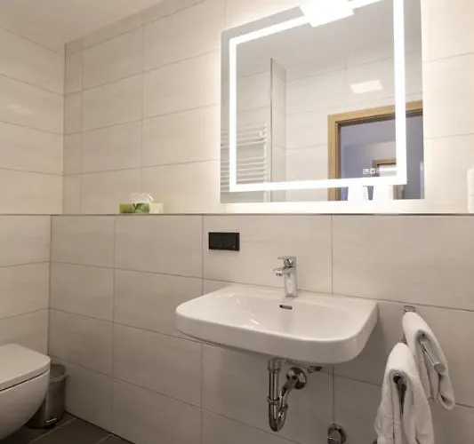 Отель Hotel-restaurant Weinhaus Grebel