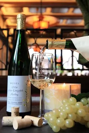 Hotel-restaurant Weinhaus Grebel 3*