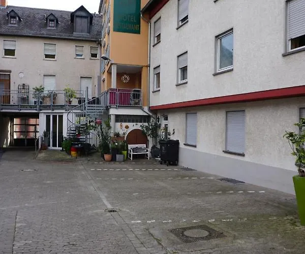 Hotel Hotel-restaurant Weinhaus Grebel 3*