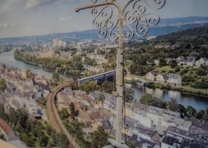 Отель Hotel-restaurant Weinhaus Grebel